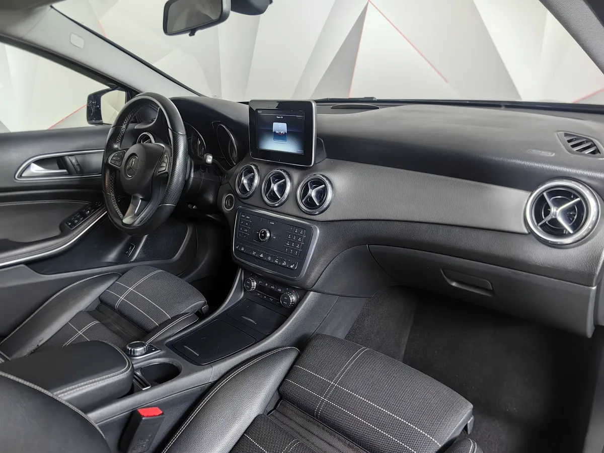 Mercedes-Benz GLA 250 7G-DCT 4MATIC (211 л.с.) Особая серия Фиолетовый в АВИЛОН. Слайд №13