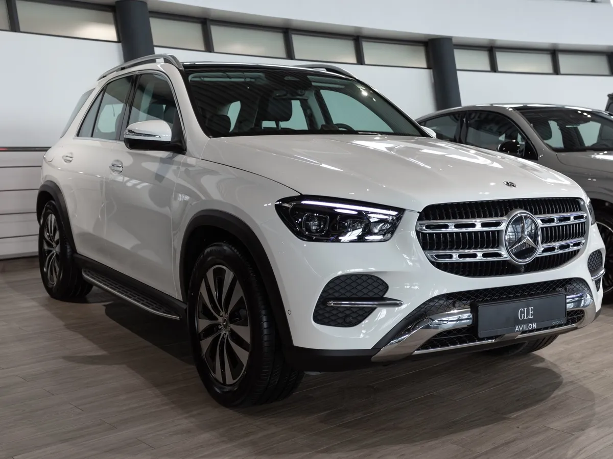 Mercedes-Benz GLE 300d 4MATIC 9G-TRONIC (269 л.с.) Белый в АВИЛОН. Слайд №2