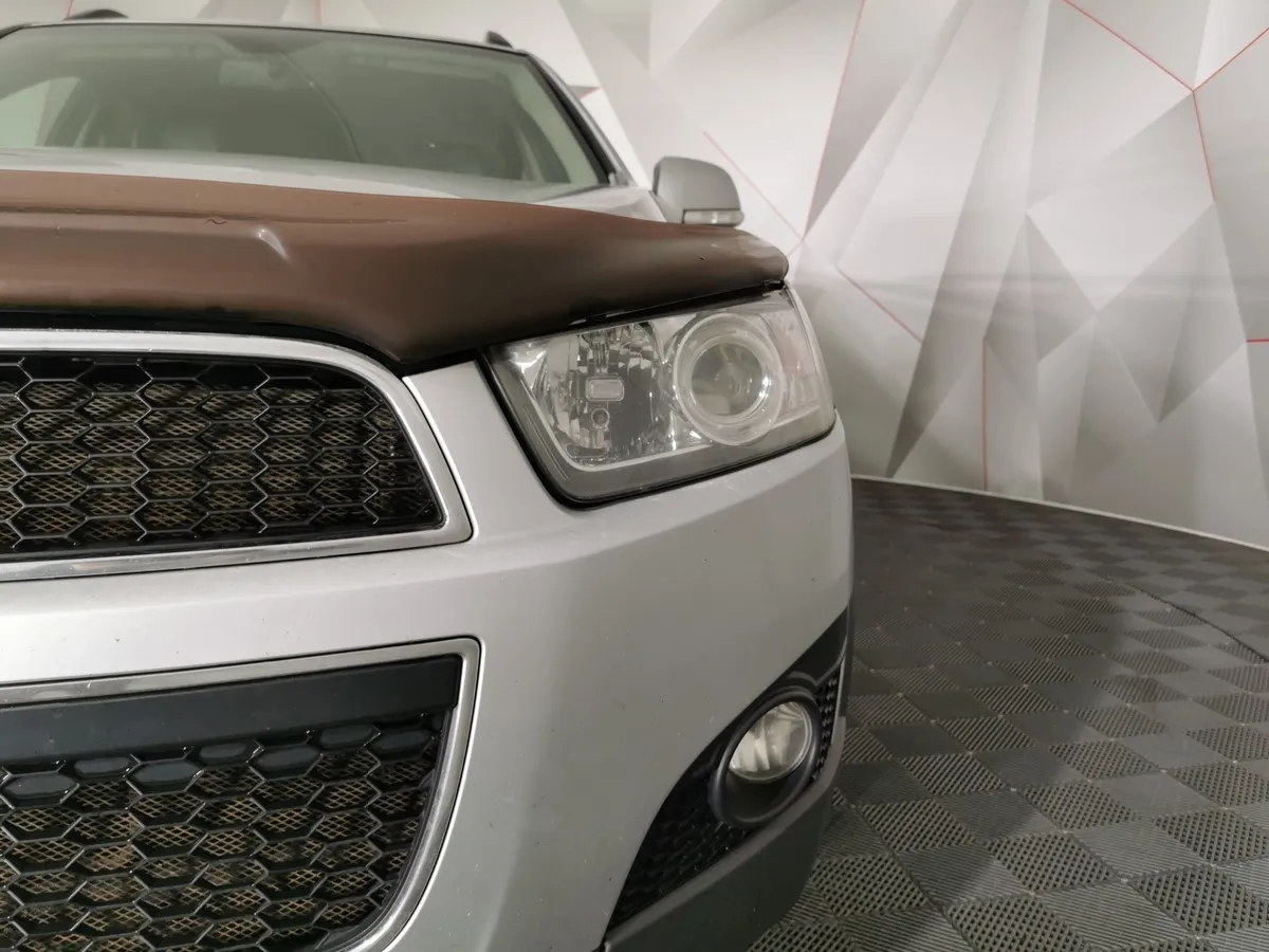 Chevrolet Captiva 2.4 AT (5 мест) (167 л.с.) LT Серебристый в АВИЛОН. Слайд №10
