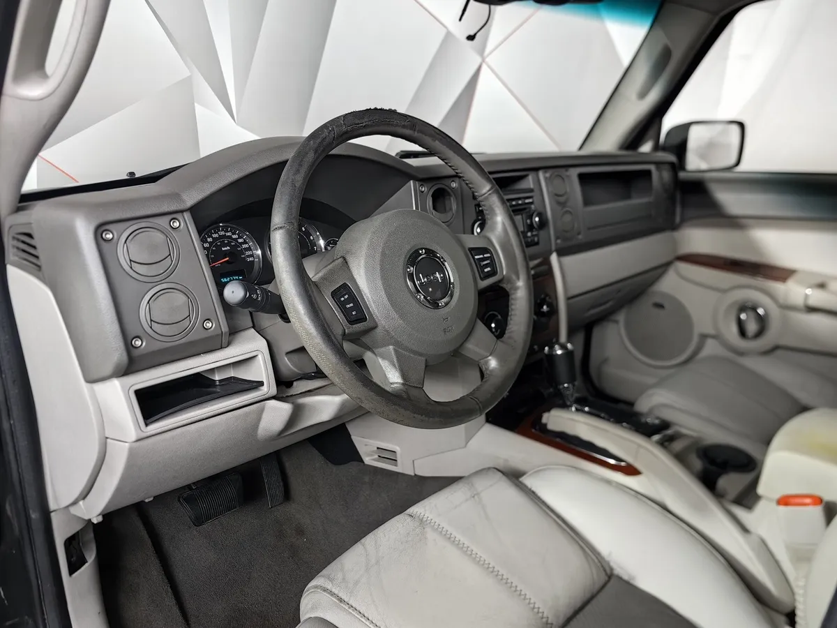 Jeep Commander 3.0 CRD AT AWD (218 л.с.) Черный в АВИЛОН. Слайд №17