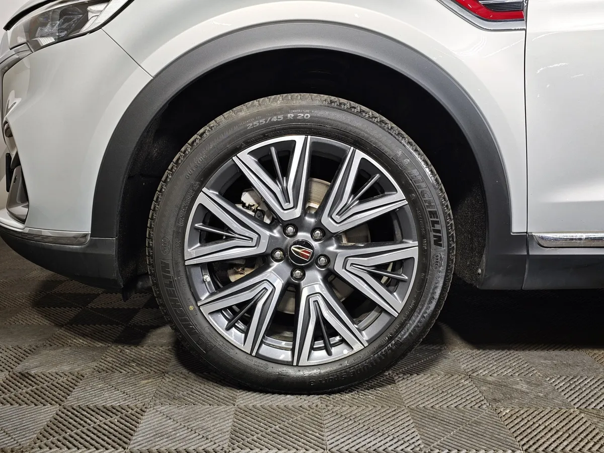 Hongqi HS5 2.0 AT 4WD (218 л.с.) Комфорт 4WD Желтый в АВИЛОН. Слайд №9