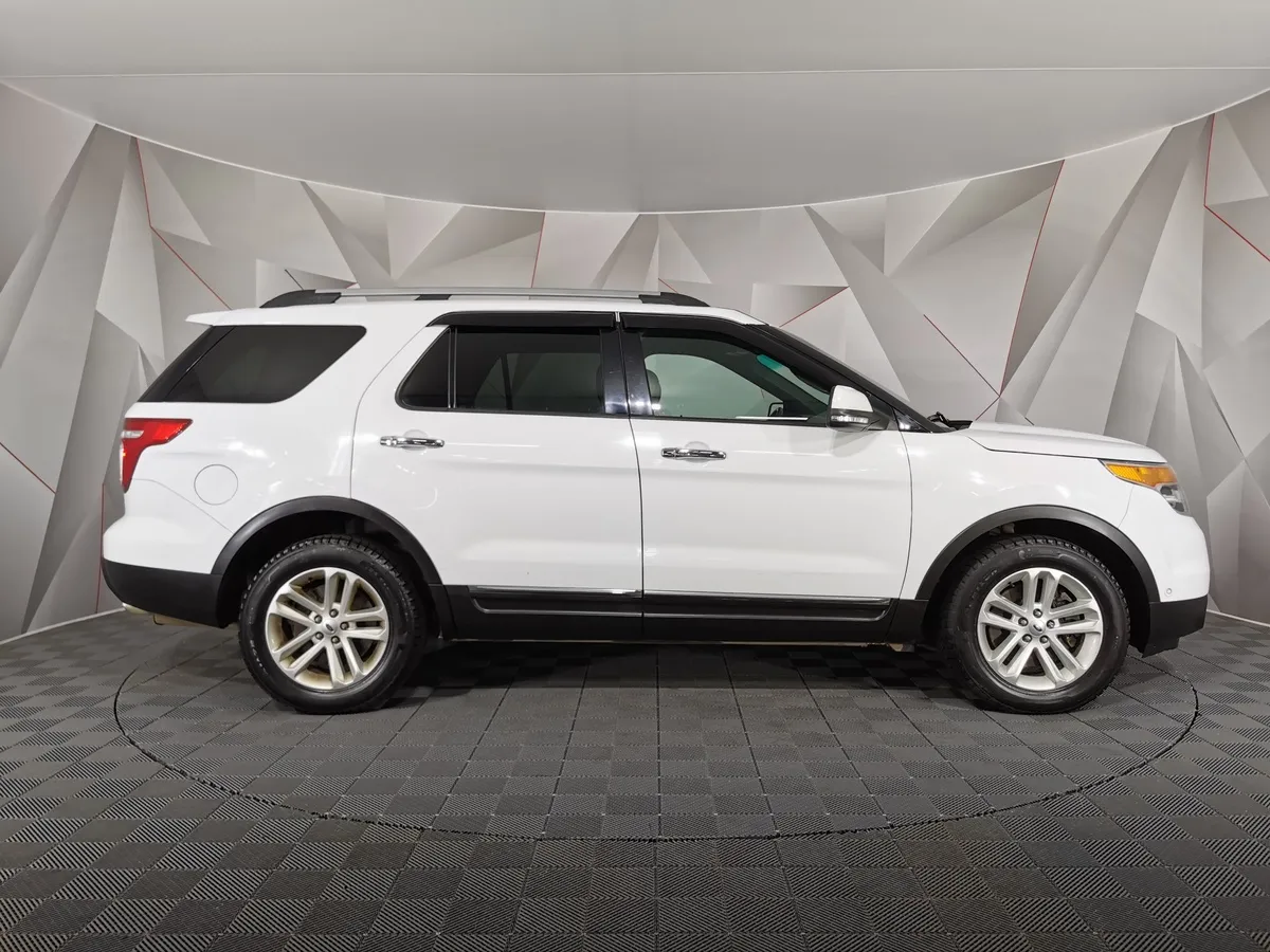Ford Explorer 3.5 SelectShift 4WD (294 л.с.) Белый в АВИЛОН. Слайд №6