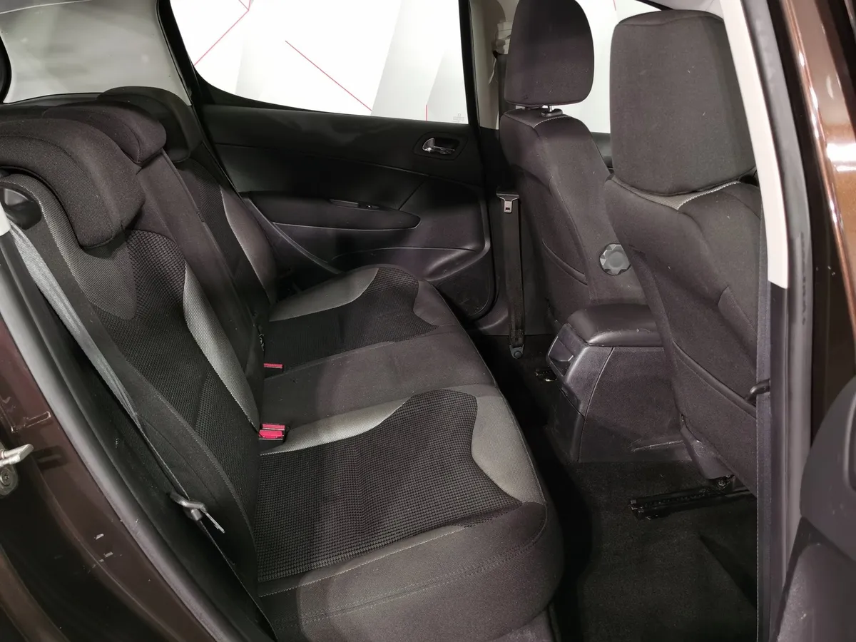 Peugeot 308 1.6 VTi AT (120 л.с.) Коричневый в АВИЛОН. Слайд №15