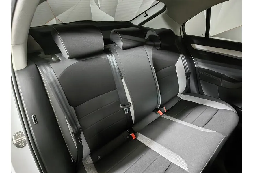 Skoda Rapid 1.6 AT (110 л.с.) Active Белый в АВИЛОН. Слайд №16