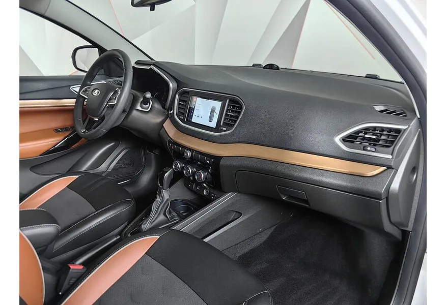 ВАЗ (Lada) Vesta 1.8 AMT (122 л.с.) Белый в АВИЛОН. Слайд №10