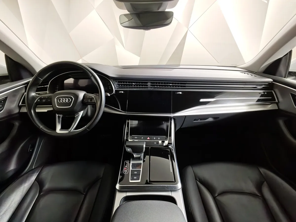 Audi Q8 55 TFSI Tiptronic quattro (340 л.с.) Белый в АВИЛОН. Слайд №14