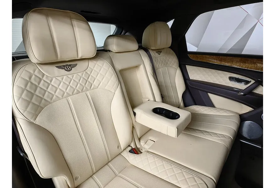 Bentley Bentayga 6.0 AT AWD (608 л.с.) Фиолетовый в АВИЛОН. Слайд №17