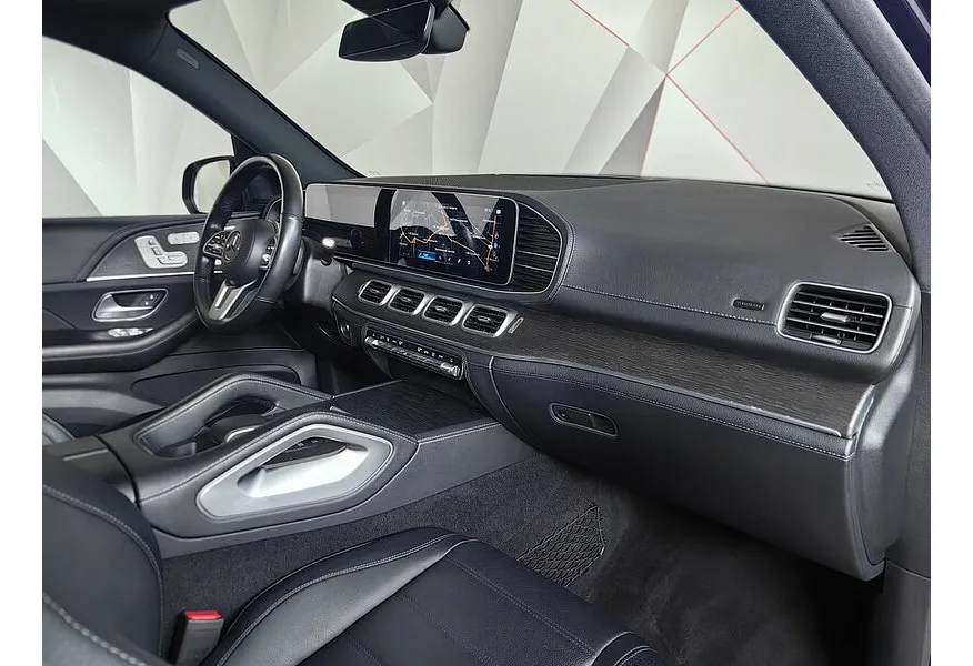 LIVE. Слайд №9