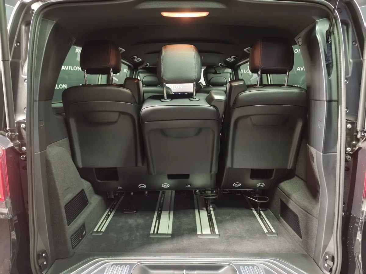 Mercedes-Benz V-Класс V 300 d L3 4MATIC 9G-TRONIC (237 л.с.) Черный в АВИЛОН. Слайд №17