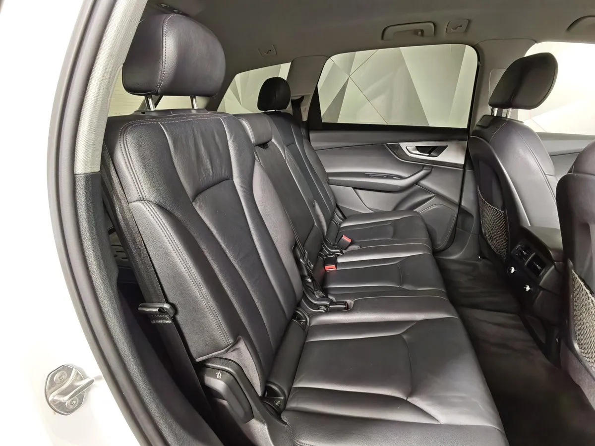 Audi Q7 3.0 TDI Tiptronic quattro (249 л.с.) Белый в АВИЛОН. Слайд №15