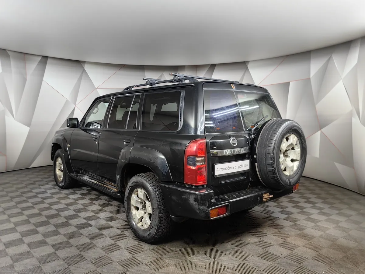 Nissan Patrol 3.0 Di AT (160 л.с.) Черный в АВИЛОН. Слайд №4