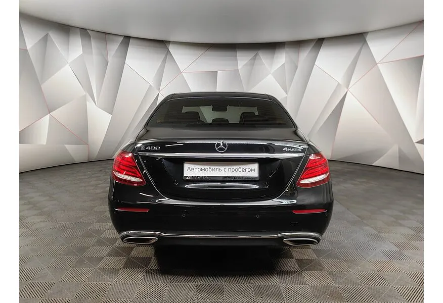 Mercedes-Benz E-Класс E 400 d 4MATIC 9G-TRONIC (333 л.с.) Luxury Черный в АВИЛОН. Слайд №6