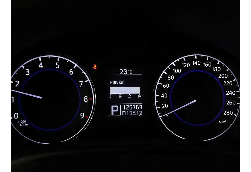 Infiniti G-Series G25 AT (222 л.с.) Серый в АВИЛОН. Слайд №18 Infiniti G-Series G25 AT (222 л.с.) Серый в АВИЛОН. Слайд №18