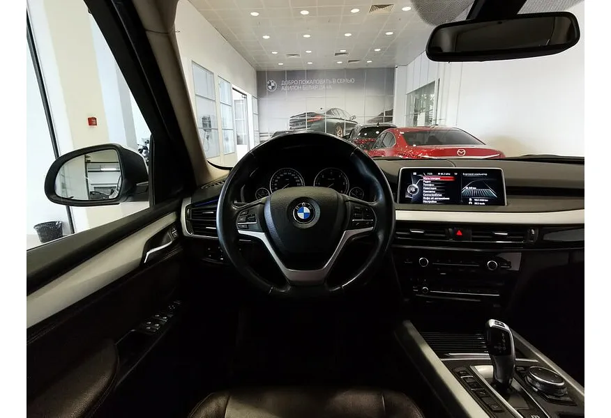 BMW X5 xDrive25d Steptronic (218 л.с.) Белый в АВИЛОН. Слайд №15