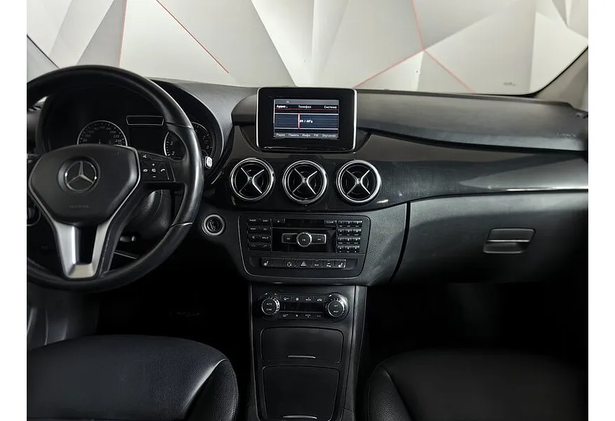 Mercedes-Benz B-Класс B 200 7G-DCT (150 л.с.) Красный в АВИЛОН. Слайд №15