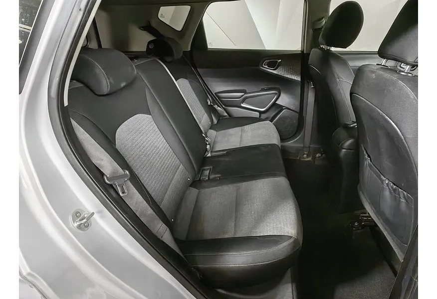 Kia Soul 1.6 MPI AT (123 л.с.) Comfort Серебристый в АВИЛОН. Слайд №15