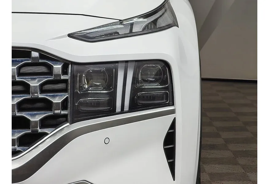 Hyundai Santa Fe 2.2 CRDi AWD 8AT (200 л.с.) High-Tech Белый в АВИЛОН. Слайд №10