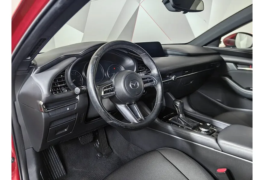 Mazda 3 1.5 AT (120 л.с.) Active Красный в АВИЛОН. Слайд №18