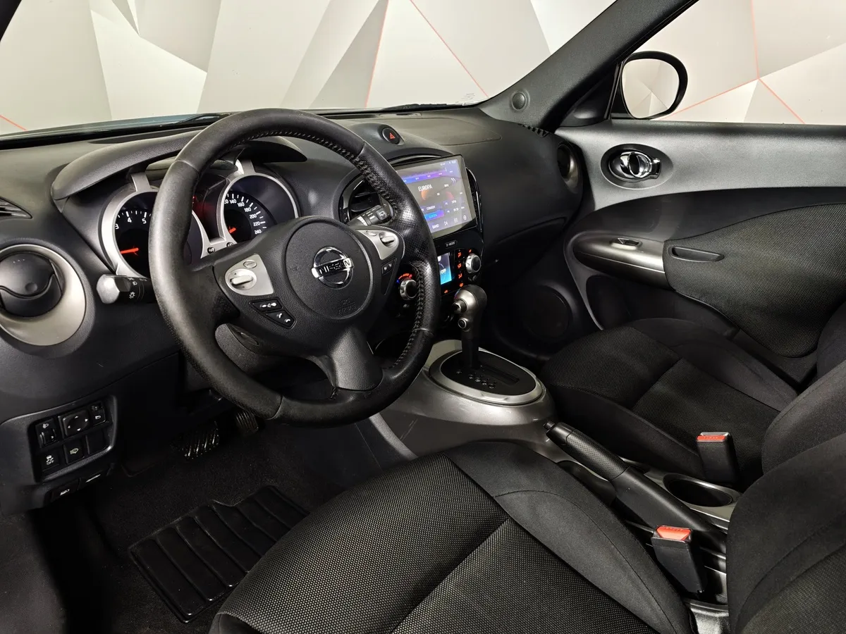 Nissan Juke 1.6 CVT (117 л.с.) Серый в АВИЛОН. Слайд №17