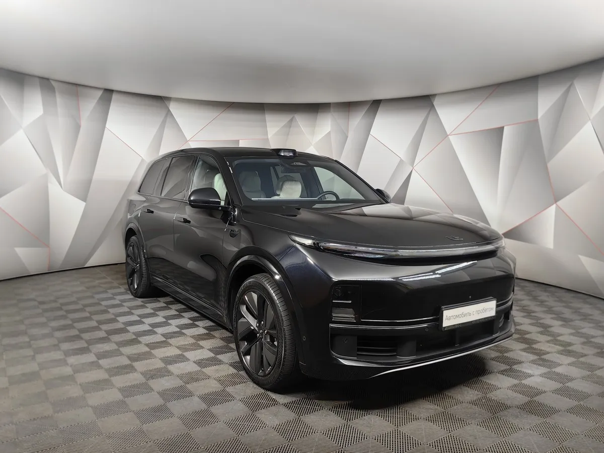 Li Auto L9 1.5 AT 4WD (449 л.с.) Ultra Черный в АВИЛОН. Слайд №3