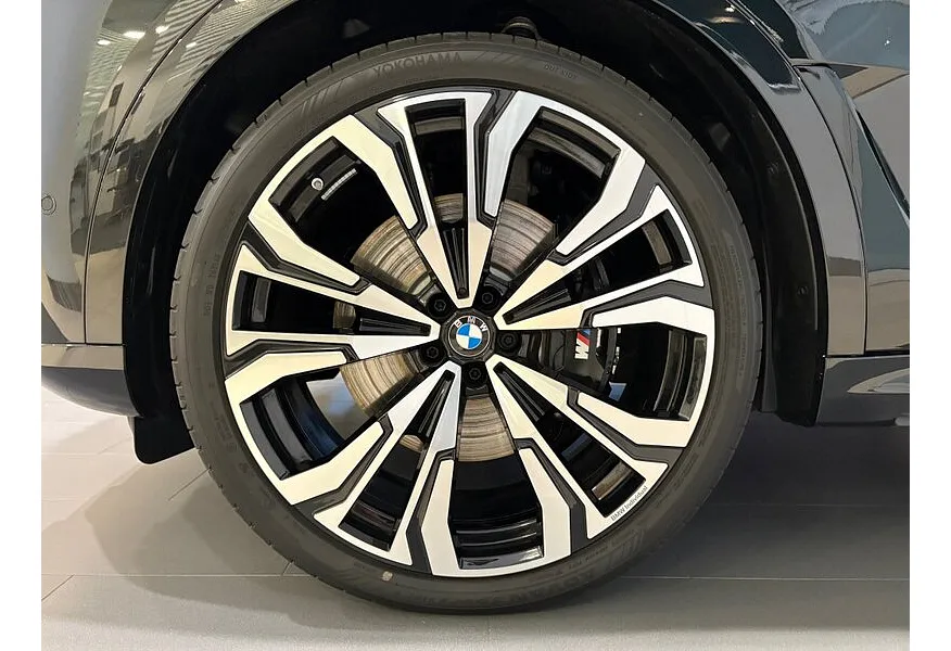 АВИЛОН - BMW X7 xDrive40d Steptronic (340 л.с.) Черный - slide 16