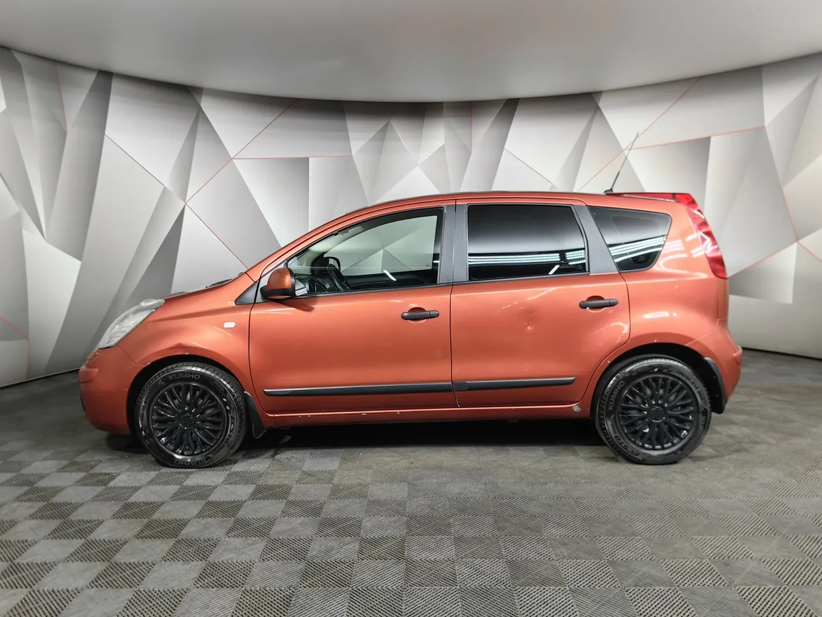 Nissan Note 1.6 AT (110 л.с.) Оранжевый в АВИЛОН. Слайд №5
