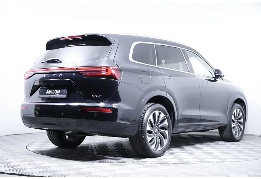 АВИЛОН - AITO M7 1.5 AT AWD (449 л.с.) Luxury Черный - slide 5