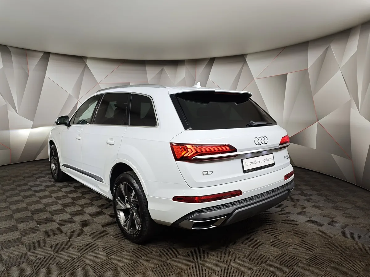 Audi Q7 3.0 TFSI Tiptronic quattro (249 л.с.) Белый в АВИЛОН. Слайд №4