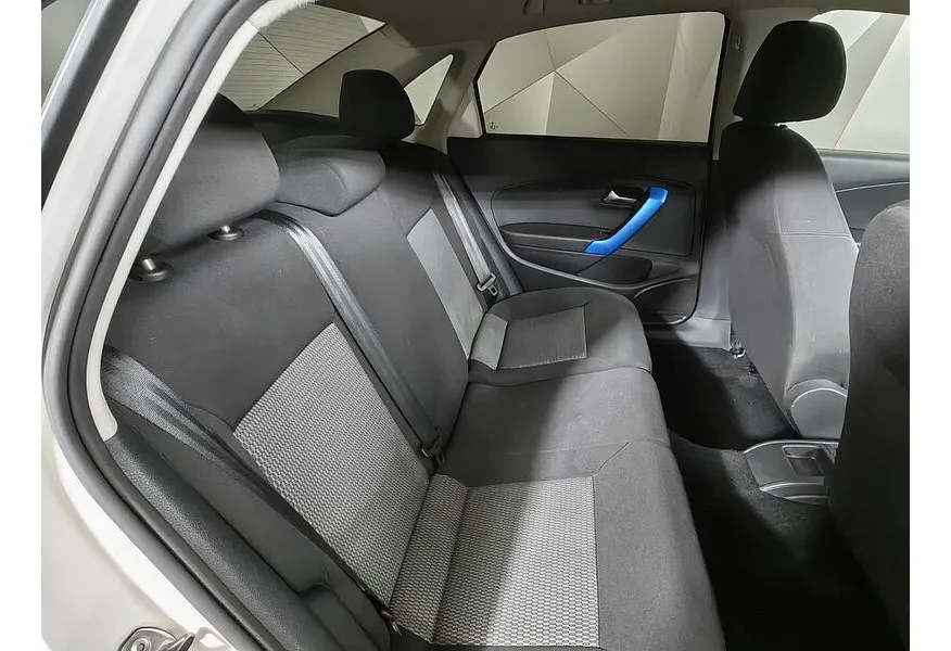 АВИЛОН - Volkswagen Polo 1.6 Tiptronic (105 л.с.) Comfortline Белый - slide 11