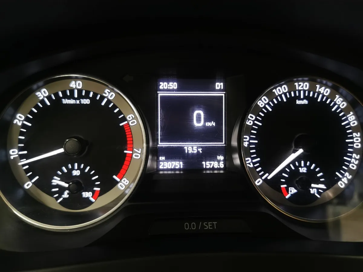 Skoda Rapid 1.4 TSI DSG (125 л.с.) Active Серый в АВИЛОН. Слайд №17