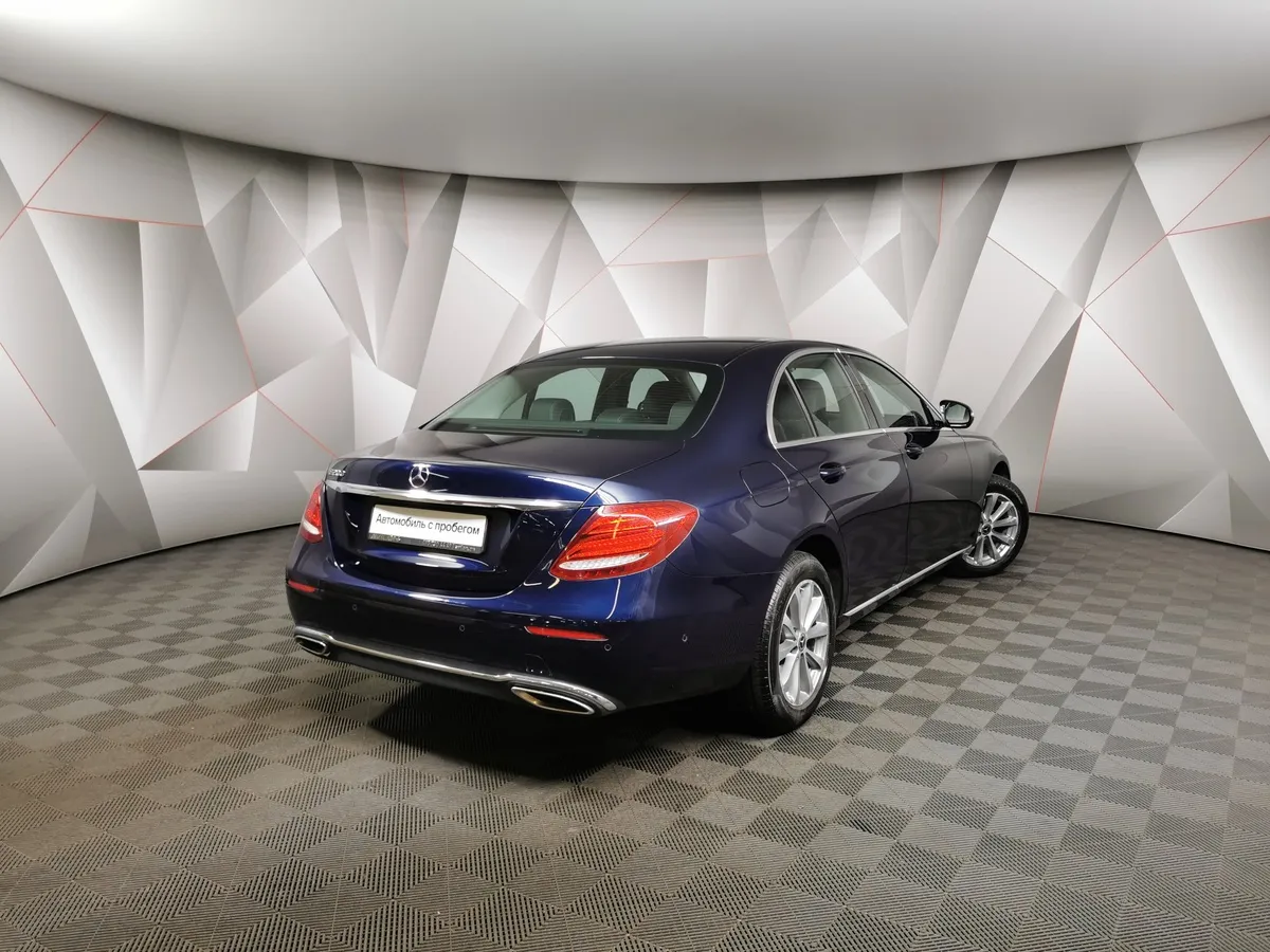 Mercedes-Benz E-Класс E 200 9G-TRONIC (197 л.с.) Синий в АВИЛОН. Слайд №2