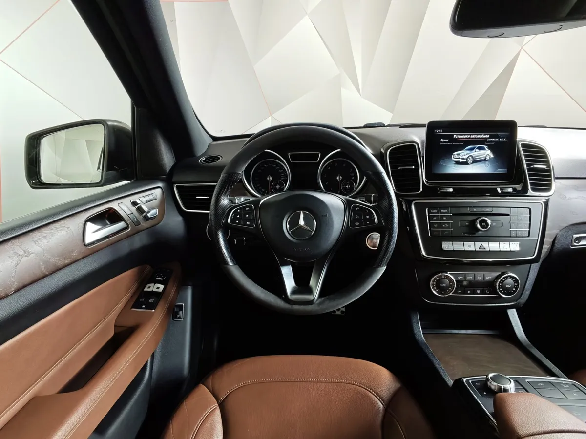 Mercedes-Benz GLE 300 d 4MATIC 7G-TRONIC (245 л.с.) Особая серия Коричневый в АВИЛОН. Слайд №18