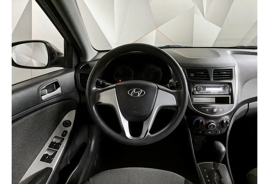 Hyundai Solaris 1.6 AT (123 л.с.) Active Plus Бежевый в АВИЛОН. Слайд №13
