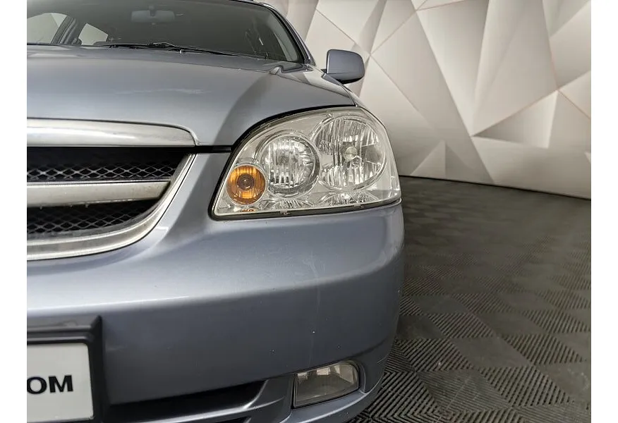 Chevrolet Lacetti 1.6 MT (109 л.с.) Голубой в АВИЛОН. Слайд №10