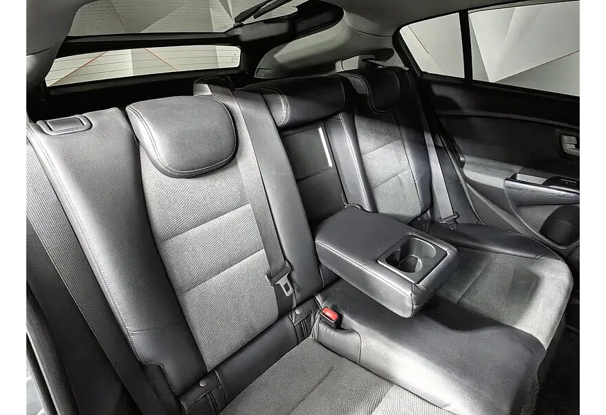 Honda Insight 1.3 CVT (88 л.с.) Серый в АВИЛОН. Слайд №17 Honda Insight 1.3 CVT (88 л.с.) Серый в АВИЛОН. Слайд №17