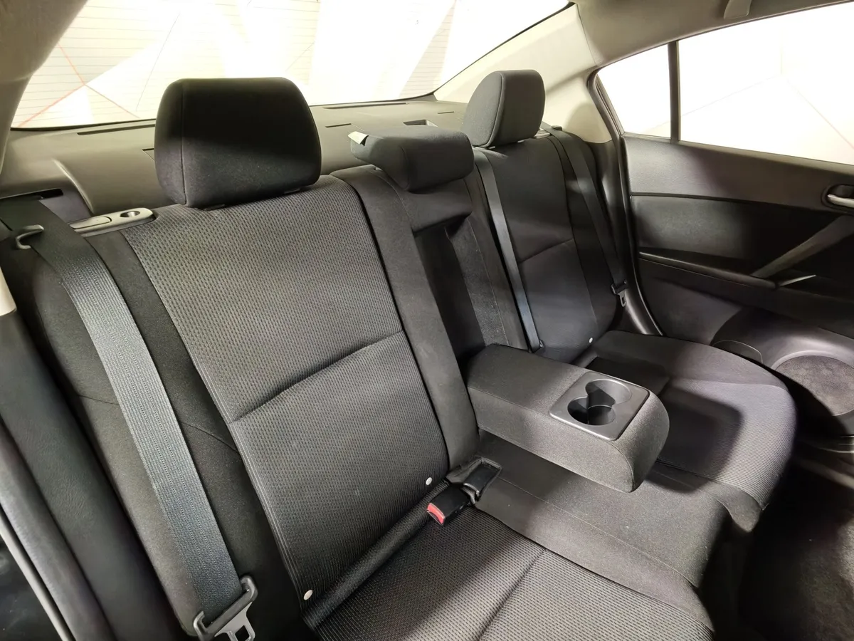 Mazda 3 1.6 AT (105 л.с.) Черный в АВИЛОН. Слайд №13