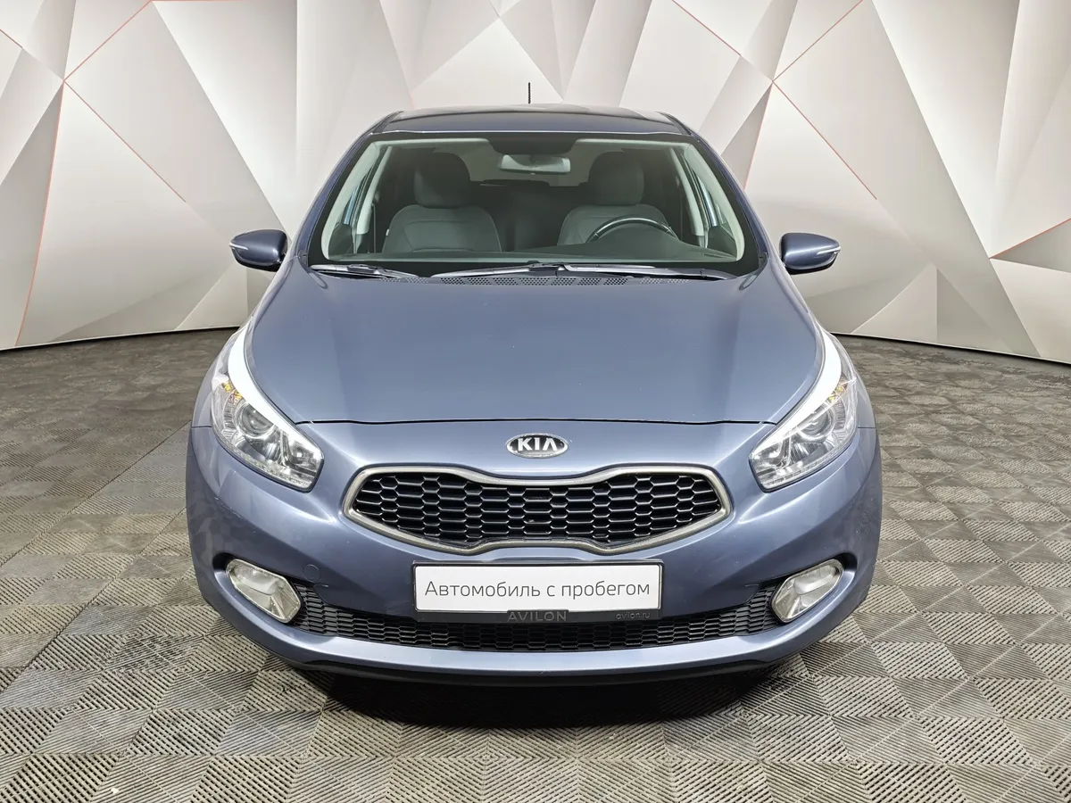 Kia Ceed 1.6 AT (129 л.с.) Синий в АВИЛОН. Слайд №7