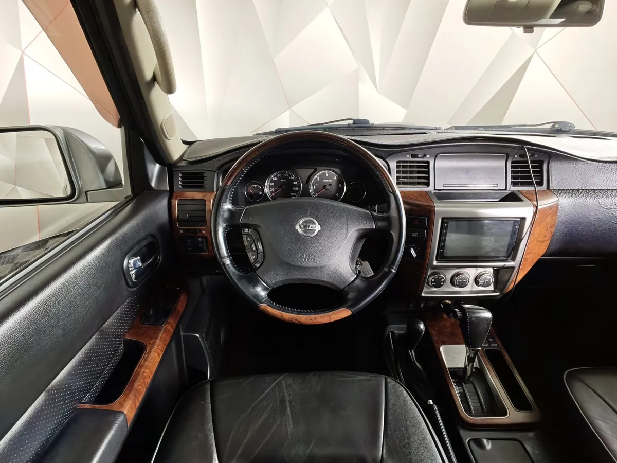 Nissan Patrol 3.0 Di AT (160 л.с.) Серый в АВИЛОН. Слайд №18
