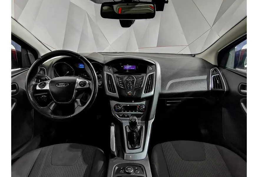 Ford Focus 2.0 MT (150 л.с.) Trend Plus Красный в АВИЛОН. Слайд №14