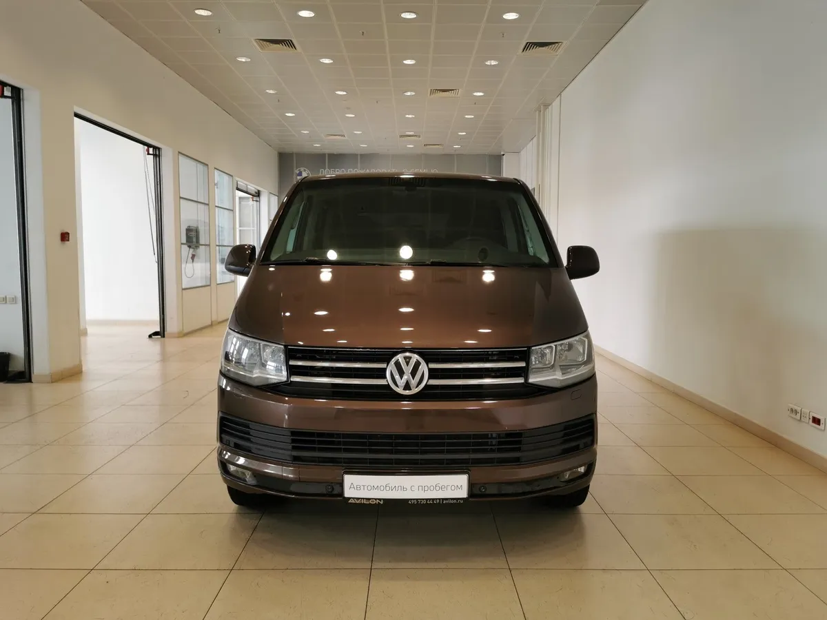 Volkswagen Caravelle 2.0 TDI MT L1 (140 л.с.) Comfortline Коричневый в АВИЛОН. Слайд №7