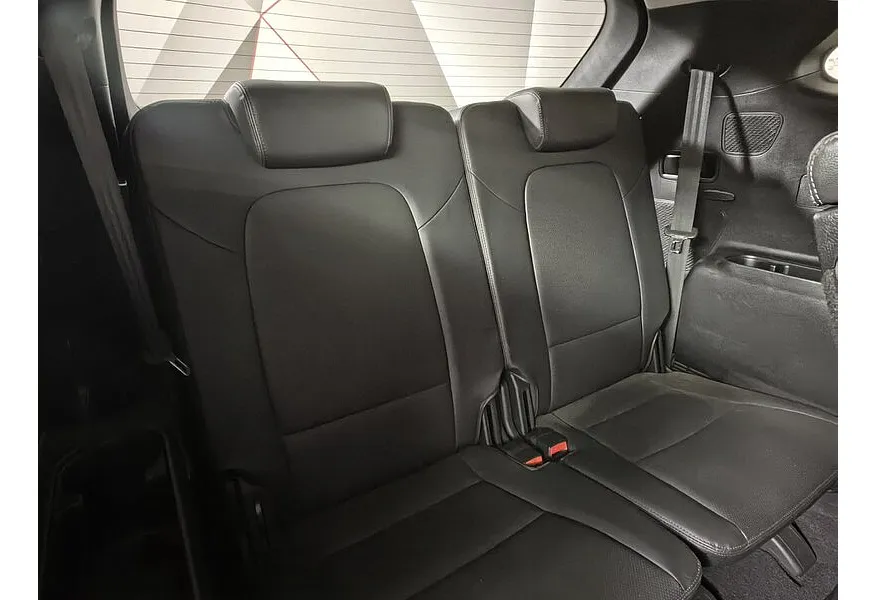 Hyundai Santa Fe 3.0 AT 4WD (249 л.с.) High-Tech Черный в АВИЛОН. Слайд №22