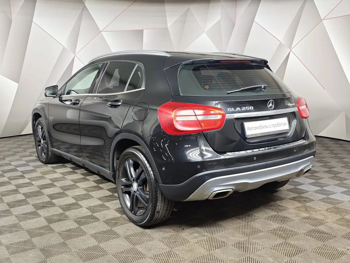 Mercedes-Benz GLA 250 7G-DCT 4MATIC (211 л.с.) Особая серия Черный в АВИЛОН. Слайд №4