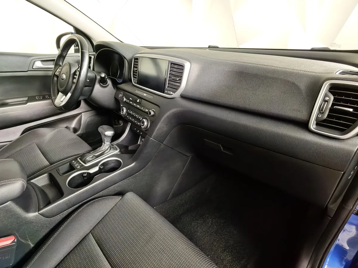 Kia Sportage 2.0 AT 2WD (150 л.с.) Luxe Edition Plus Синий в АВИЛОН. Слайд №13