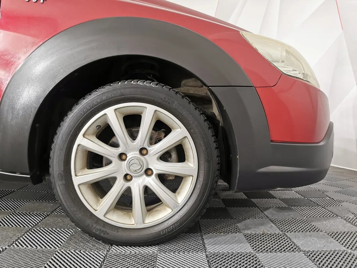 DongFeng H30 1.6 MT (117 л.с.) Comfort Красный в АВИЛОН. Слайд №9