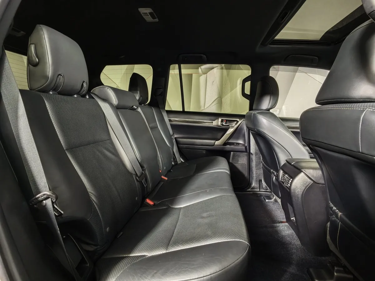 Lexus GX 460 AT AWD (5 мест) (296 л.с.) Белый в АВИЛОН. Слайд №16