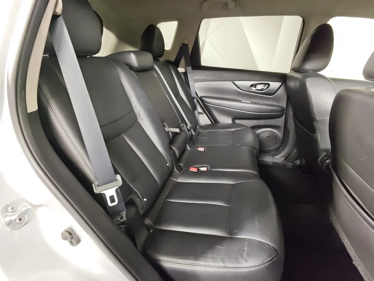 Nissan X-Trail 2.5 CVT AWD (171 л.с.) Серебристый в АВИЛОН. Слайд №15