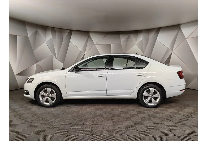 Skoda Octavia 1.8 TSI DSG (180 л.с.) Белый в АВИЛОН. Слайд №5