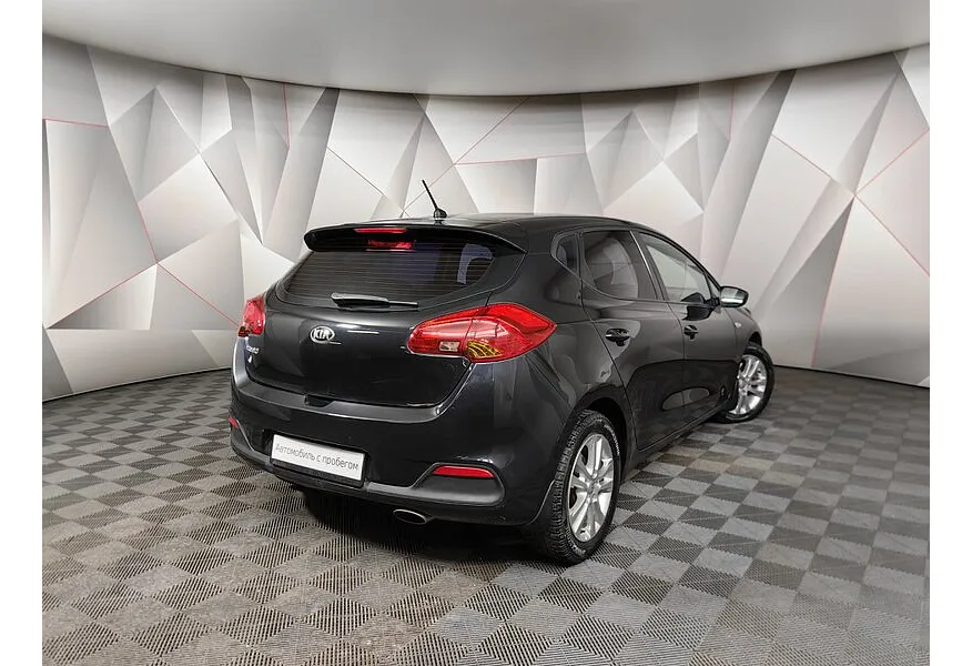 Kia Ceed 1.6 AT (129 л.с.) Черный в АВИЛОН. Слайд №2