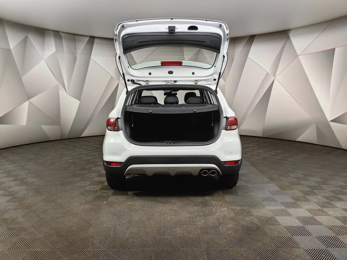 Kia Rio X-Line 1.6 AT (123 л.с.) Prestige Белый в АВИЛОН. Слайд №12