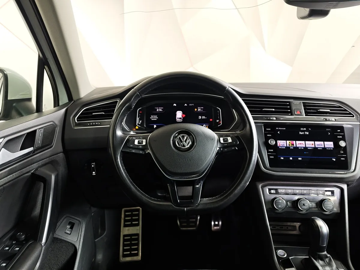 Volkswagen Tiguan 2.0 TSI 4Motion DSG (220 л.с.) Sportline Белый в АВИЛОН. Слайд №19